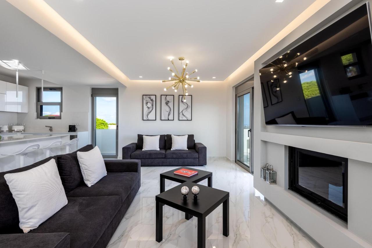 Panorama Luxury Penthouse Daire Ixia  Dış mekan fotoğraf
